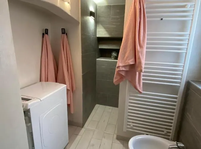 Intero :casa D D Nuova Aperturahost Rosi * Omegna
